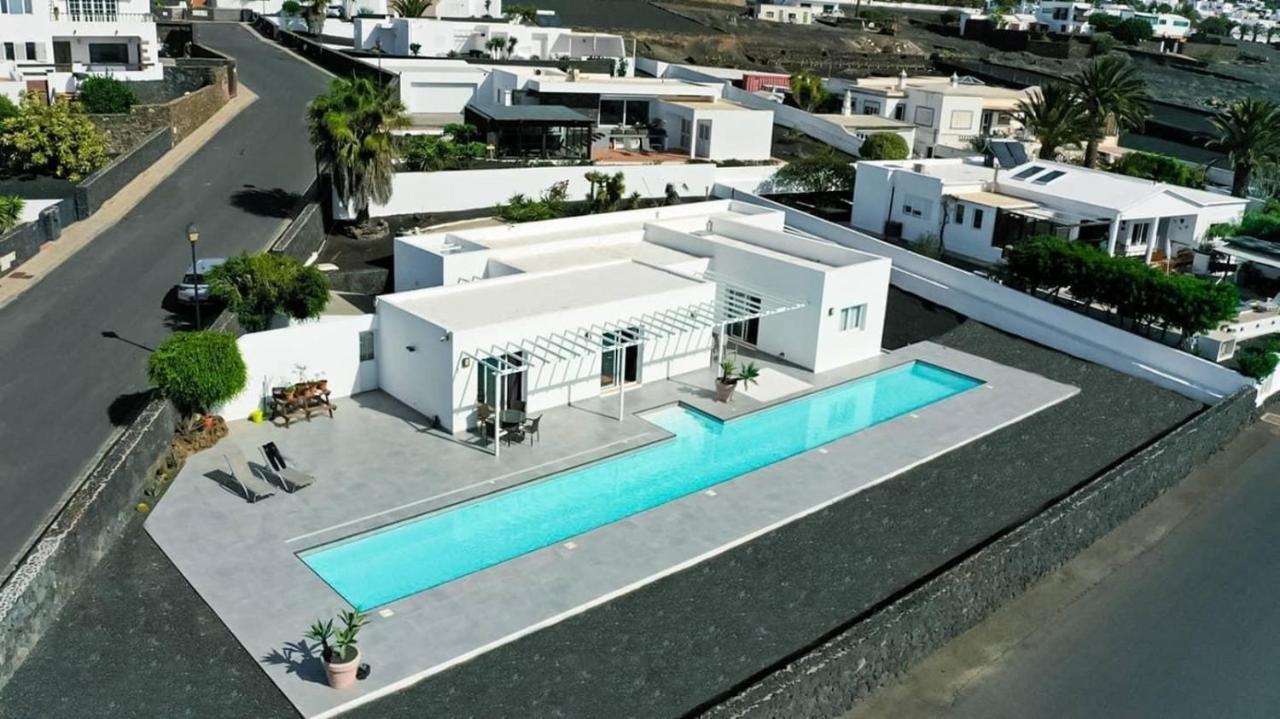 הוילה Casa Conil With A Private 25 Meter Heated Pool מראה חיצוני תמונה