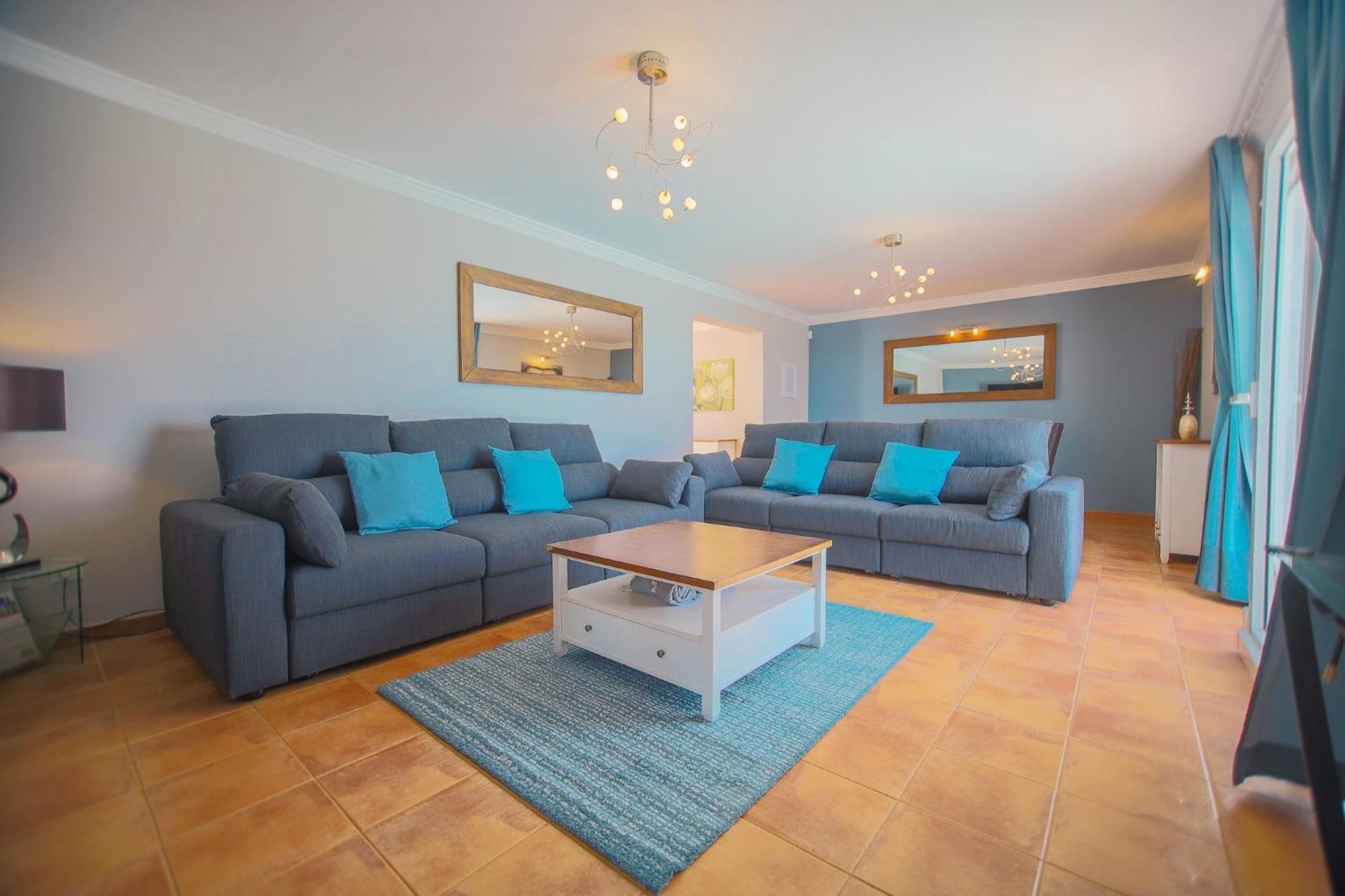 הוילה Casa Conil With A Private 25 Meter Heated Pool מראה חיצוני תמונה